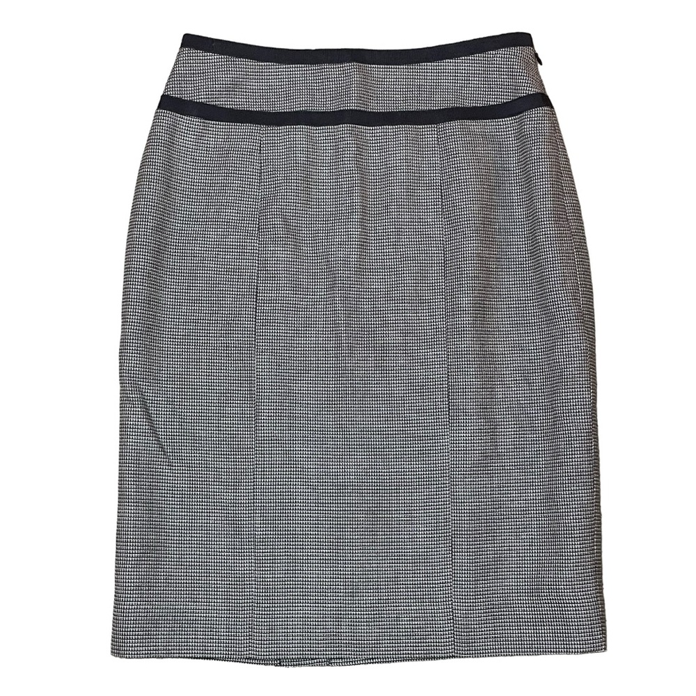 Beautiful PENCIL SKIRT by Carlisle size 2